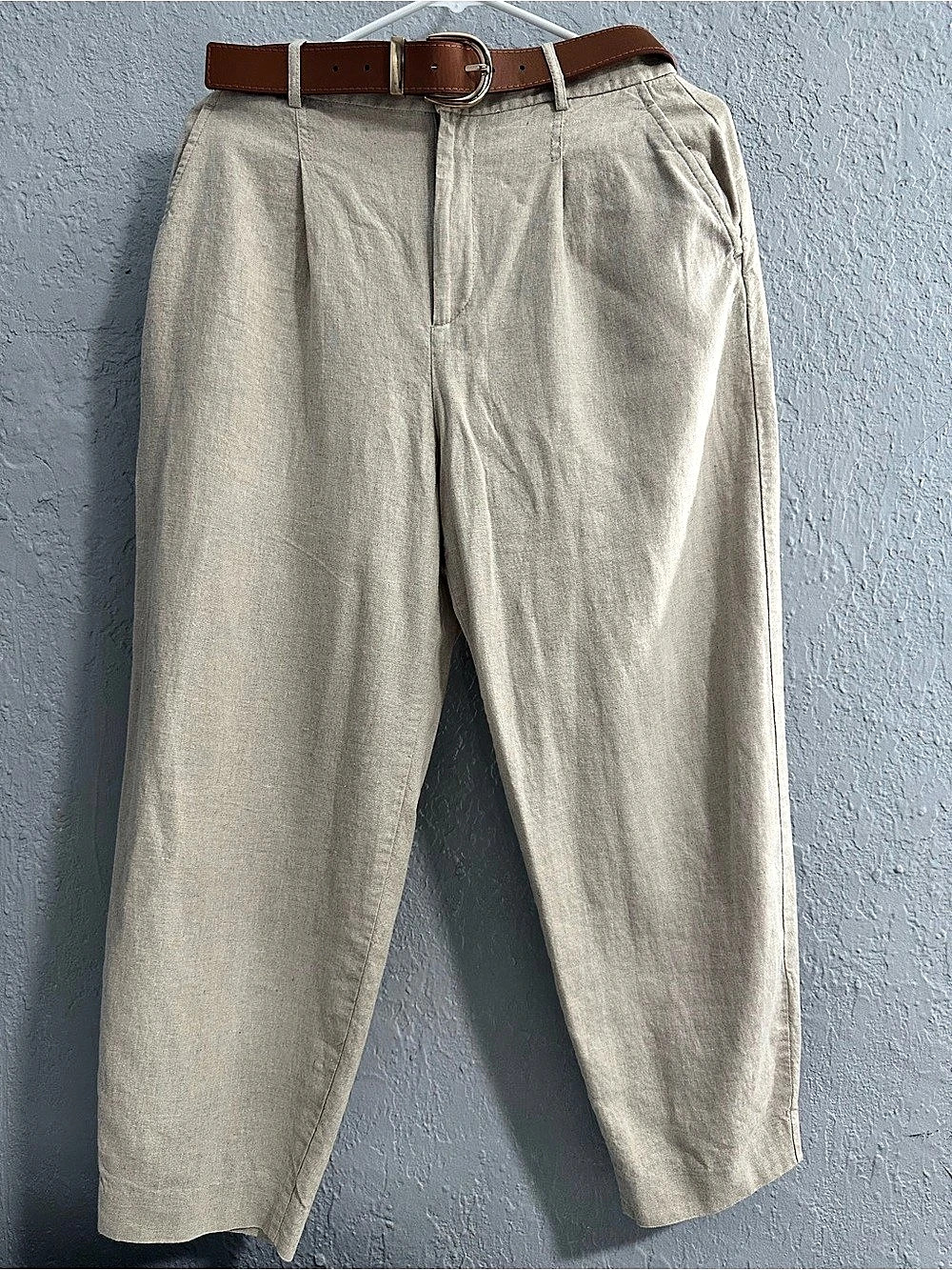 Zara Linen Trousers in Beige Size M Like New
